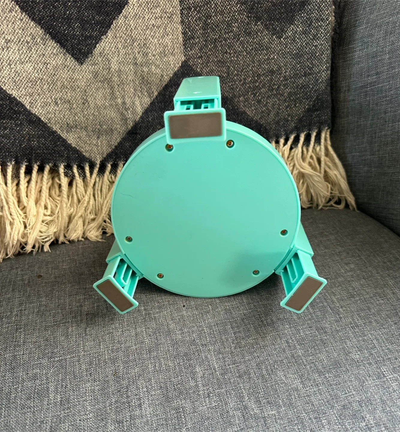 Raised Pet Bowl Holder image indicator(2)