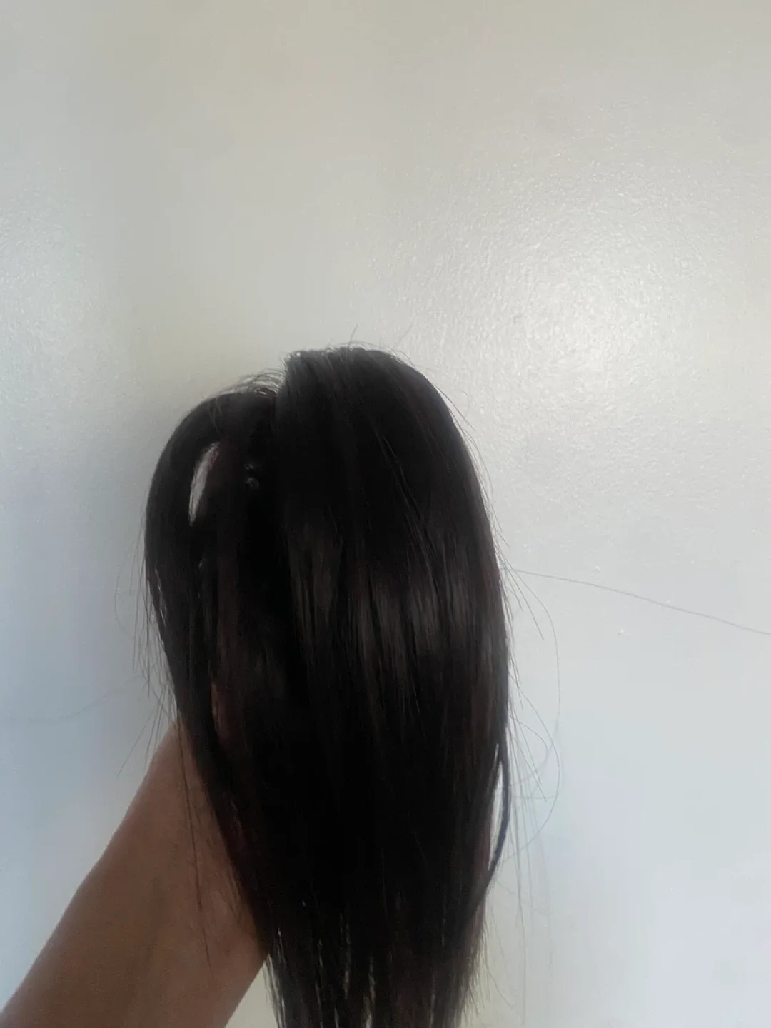 Clip on ponytail 12” dark brown image indicator(4)