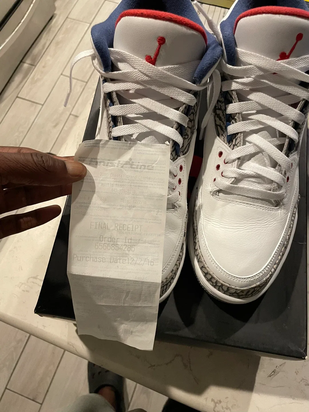 True Blue Jordan 3’s image indicator(3)