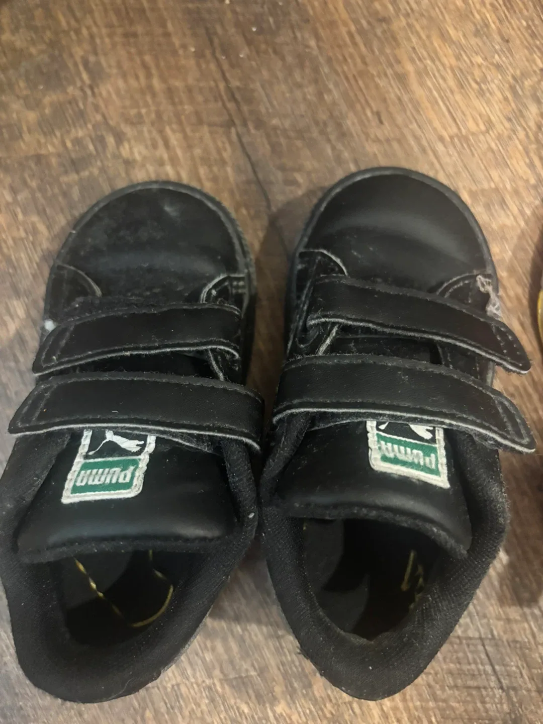 Kids' Nike Slides & Assorted Shoes image indicator(5)