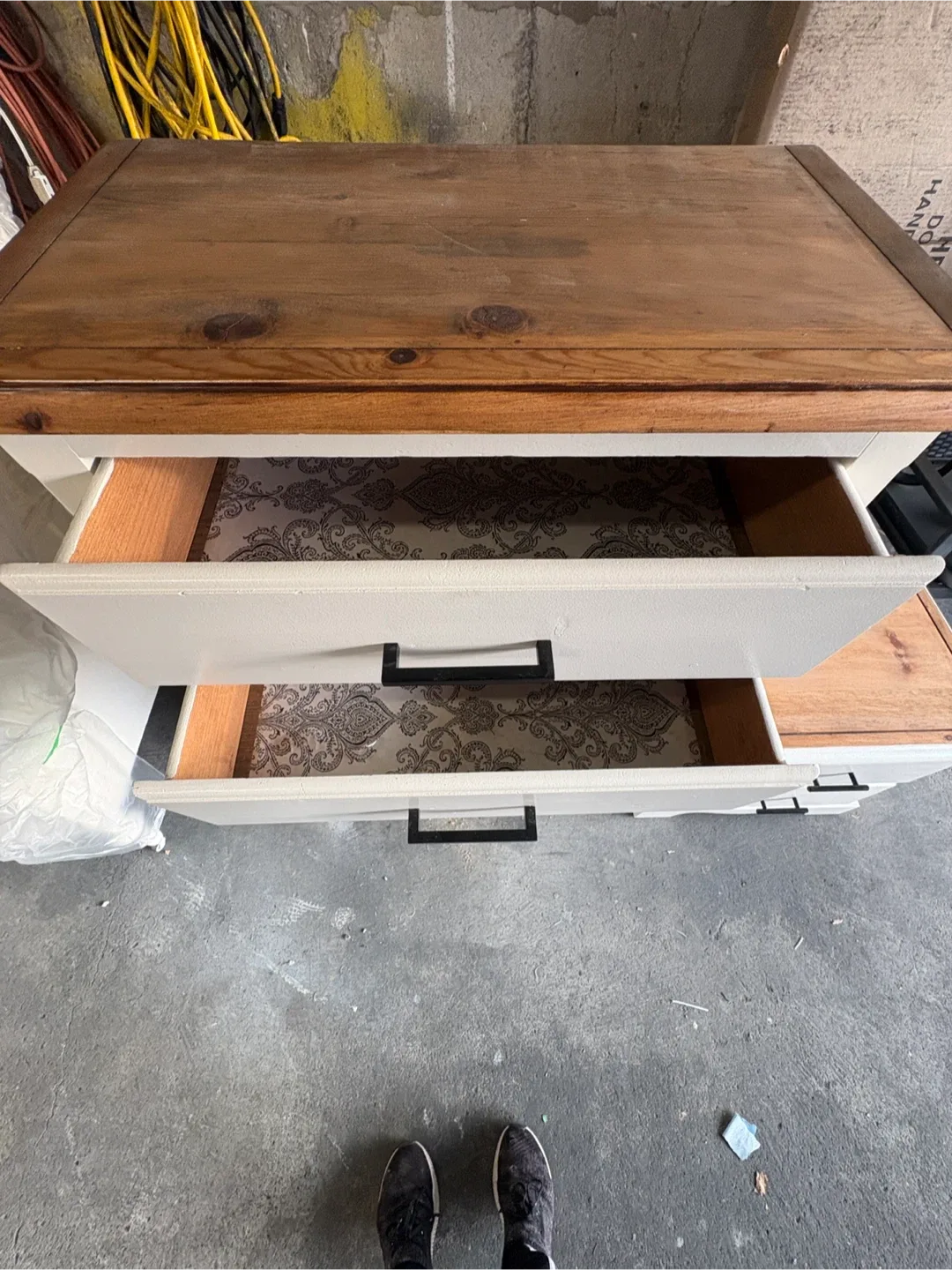 White Dresser & Nightstand Set image indicator(3)