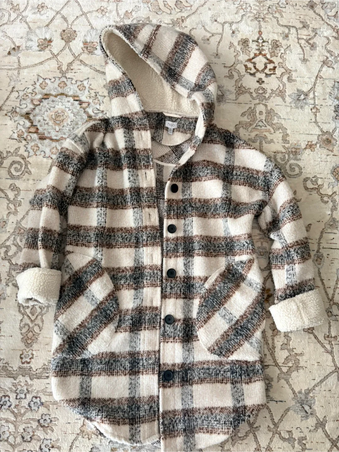 NOA Plaid coat/Shacket XS image indicator(2)