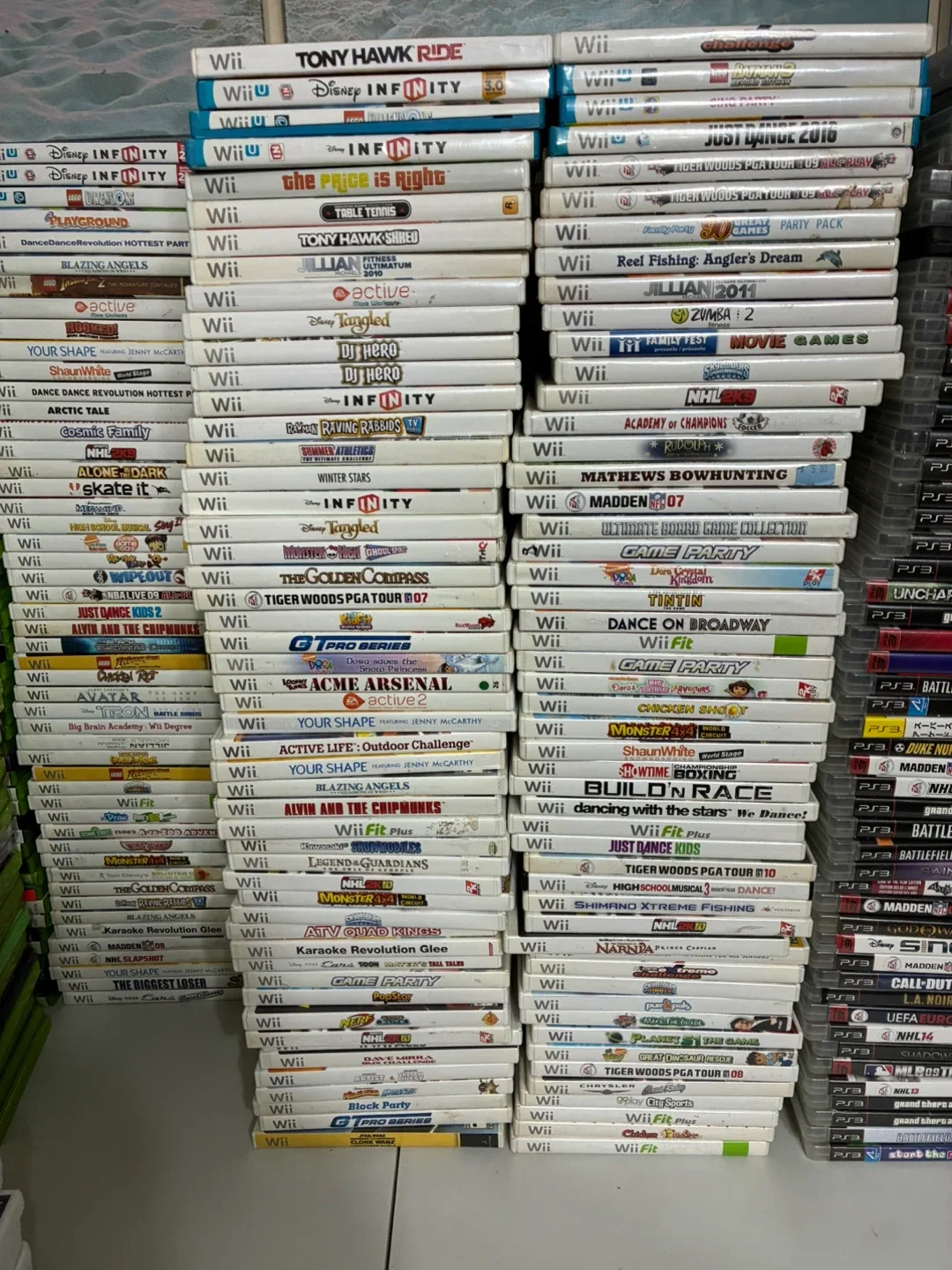 Mixed Lot of Video Games - Xbox, Wii, Xbox 360 image indicator(2)