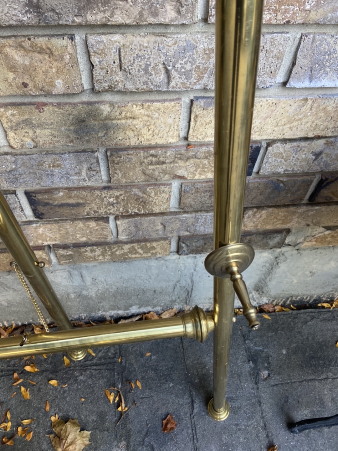 Vintage Gold Easel Stand - photo 3