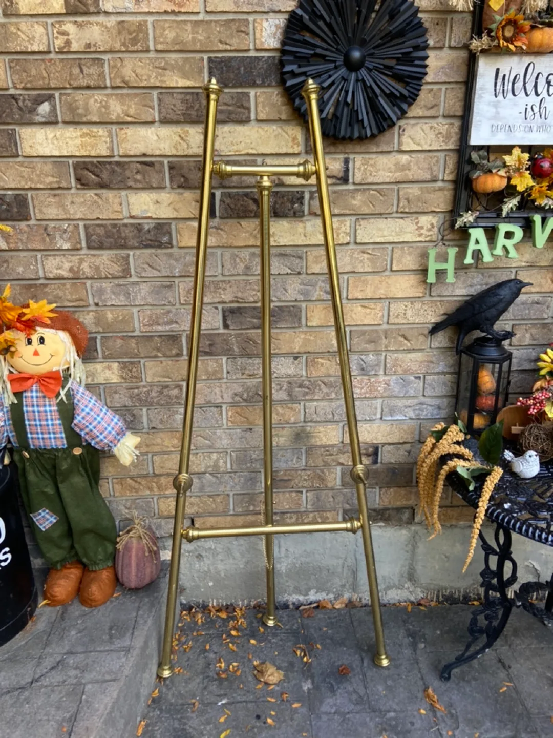 Vintage Gold Easel Stand image indicator(4)