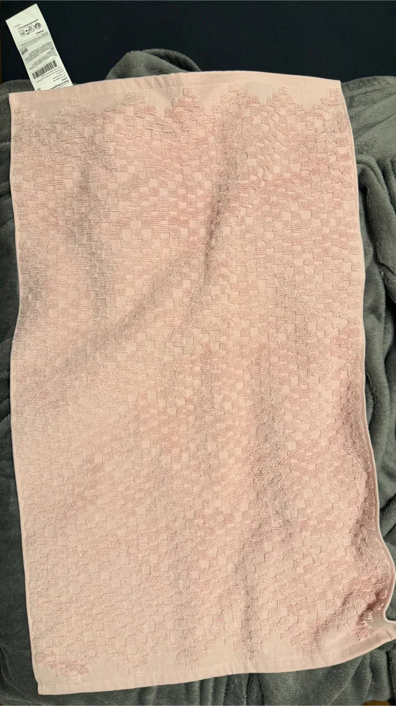 IKEA FJÄLLKATTFOT Towel - 50x80 cm 🥕 image indicator(2)