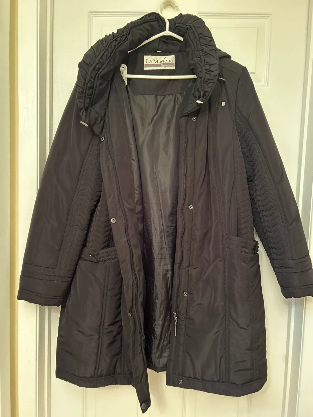 La Madona Outerwear Black Coat - Size XL thumbnail