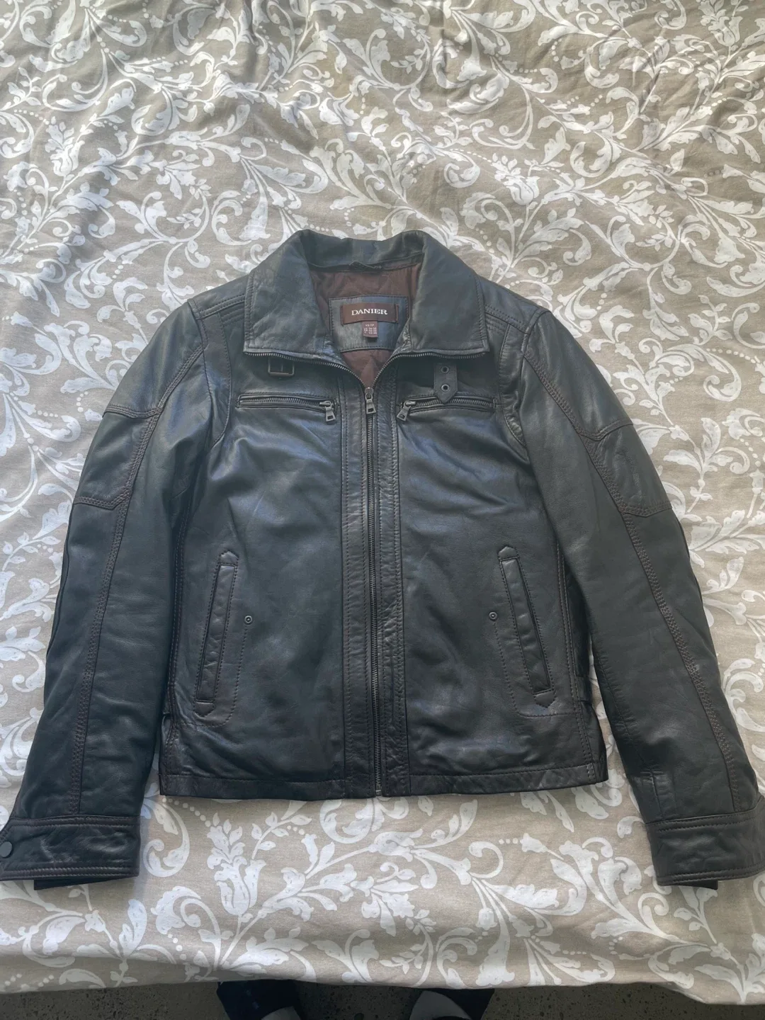DANIER Leather Jacket Size XS