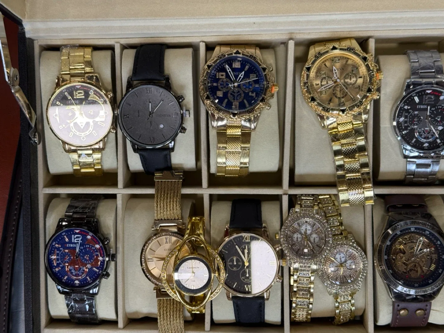 Full Watch Box With Watch. GENEVA,FOSSIL, ARMANY, BULOVA, GUESS image indicator(5)