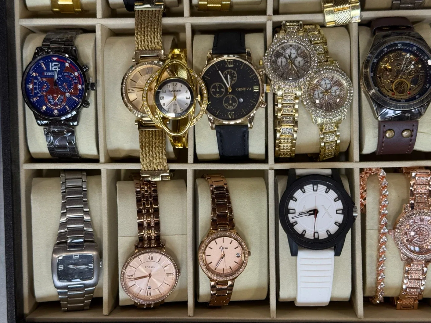 Full Watch Box With Watch. GENEVA,FOSSIL, ARMANY, BULOVA, GUESS image indicator(4)