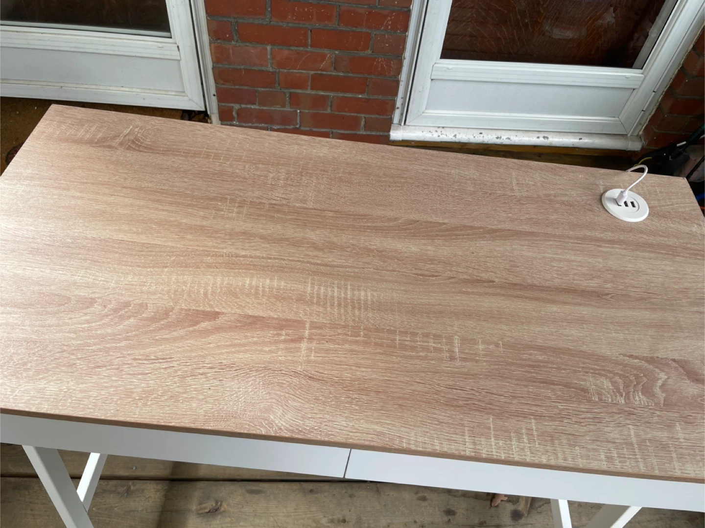 Light Wood & White Desk with charging usb port - photo 3