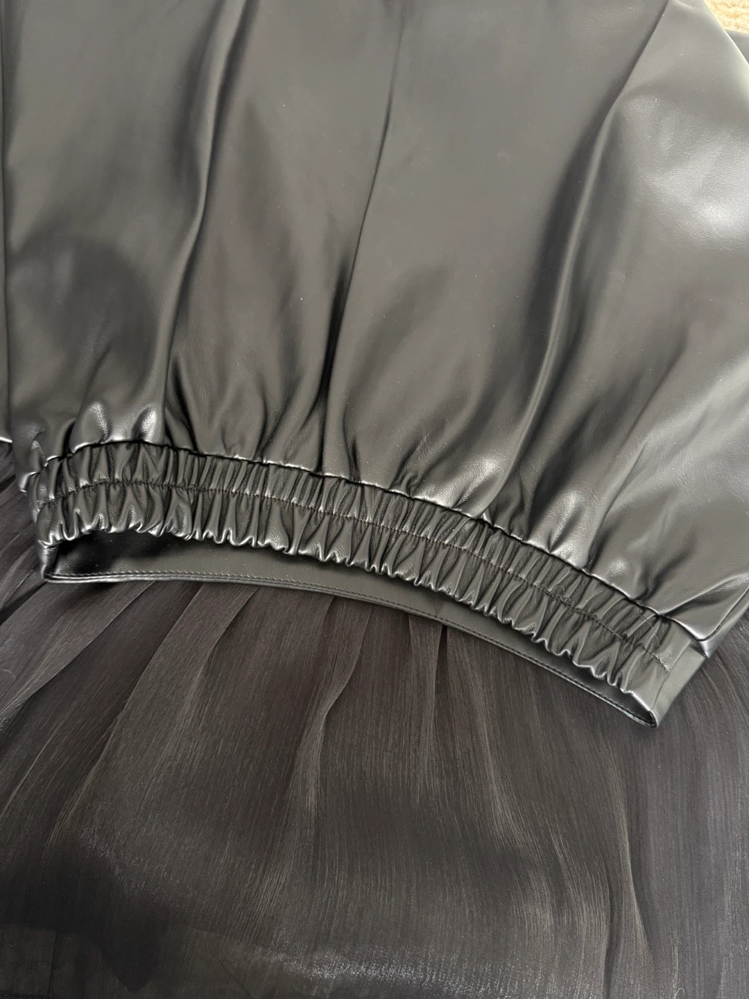 Unique Black Faux Leather Ruffle Hem Midi Skirt - photo 3