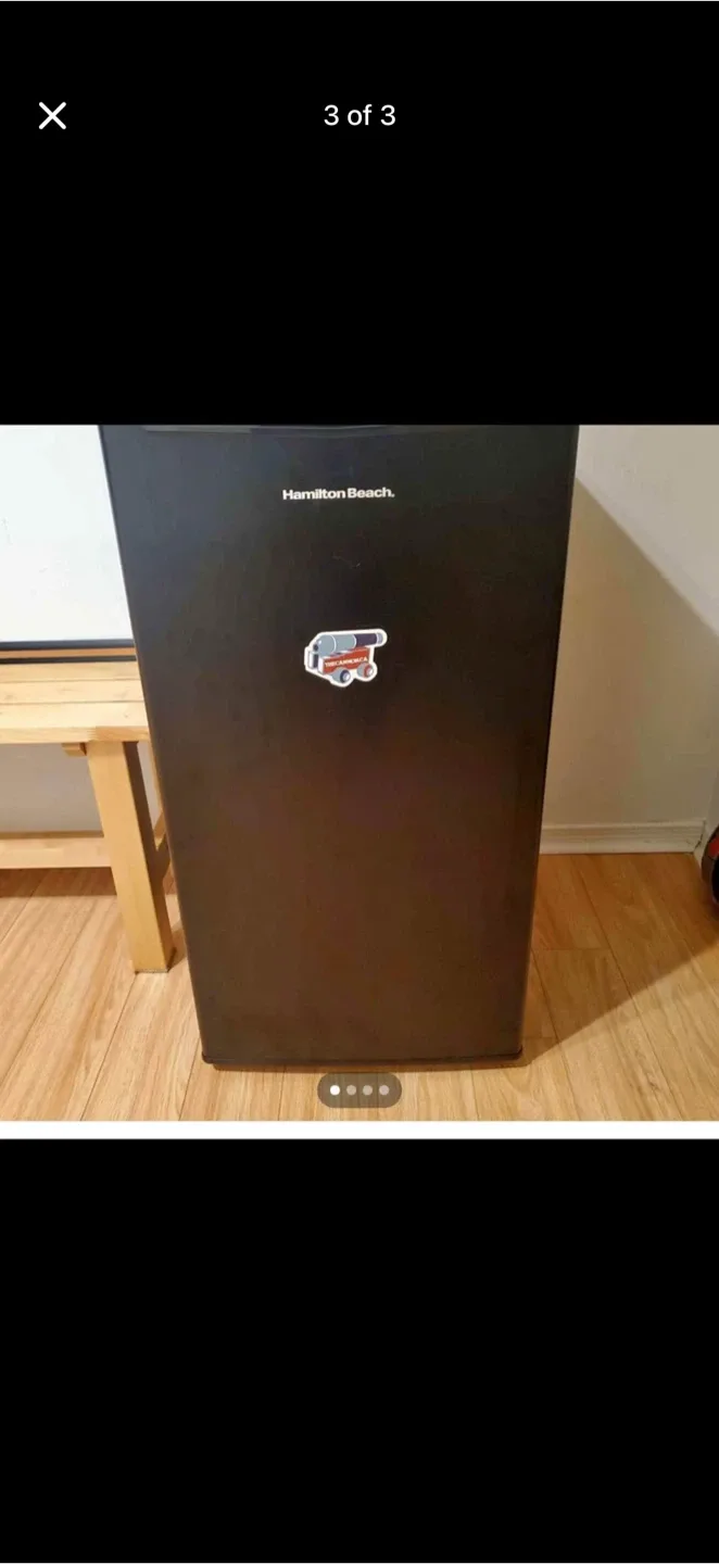 Hamilton Beach Compact Mini Fridge image indicator(2)