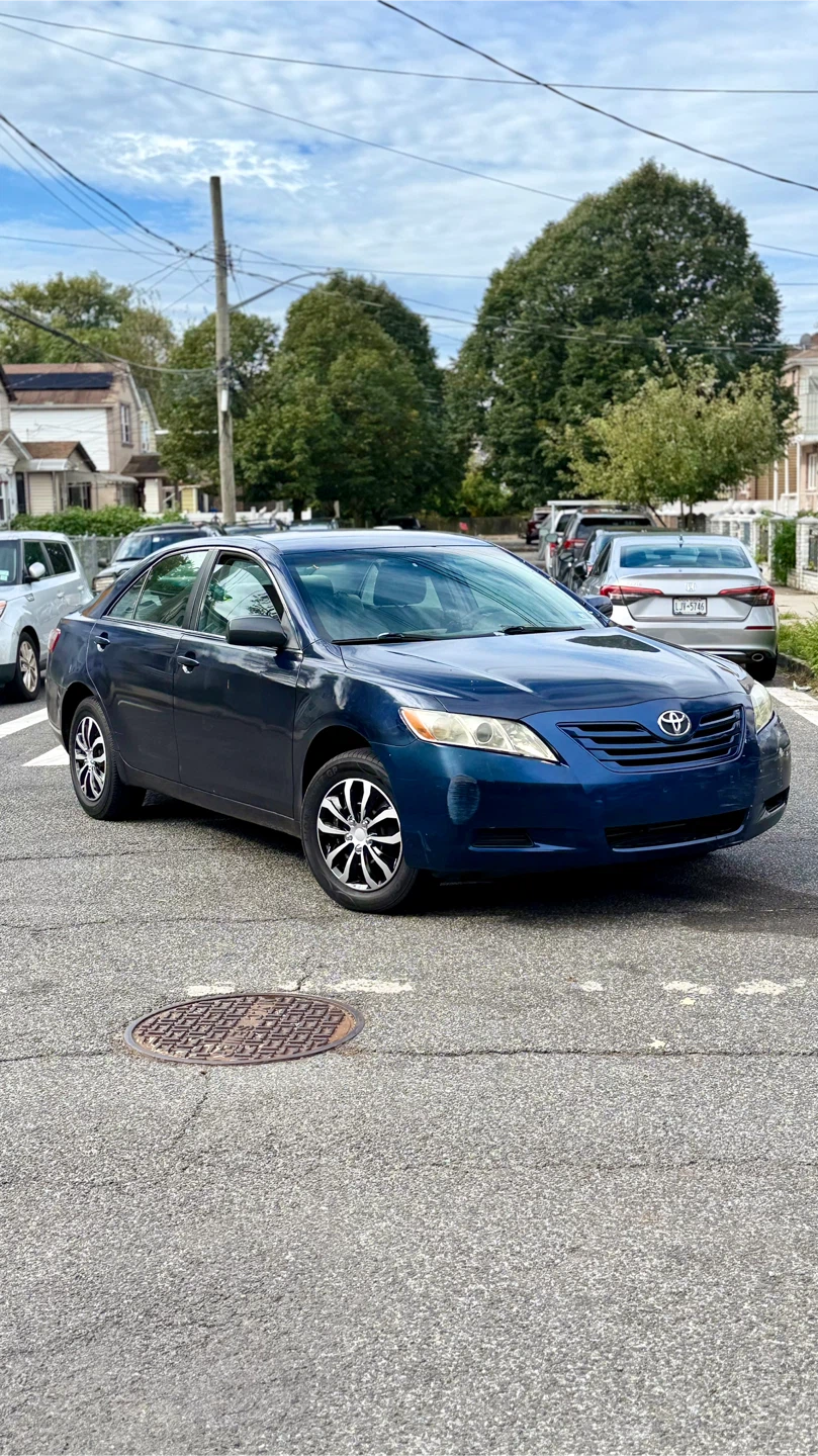 Toyota Camry 2008 98k miles - photo 2