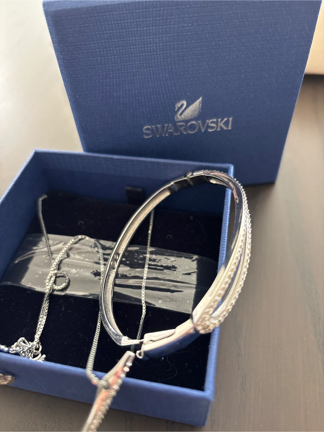 Swarovski Jewelry Set - Necklace, Bracelet, Earrings