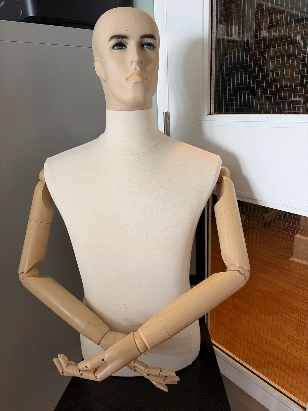 Female Mannequin Torso with Arms image indicator(6)