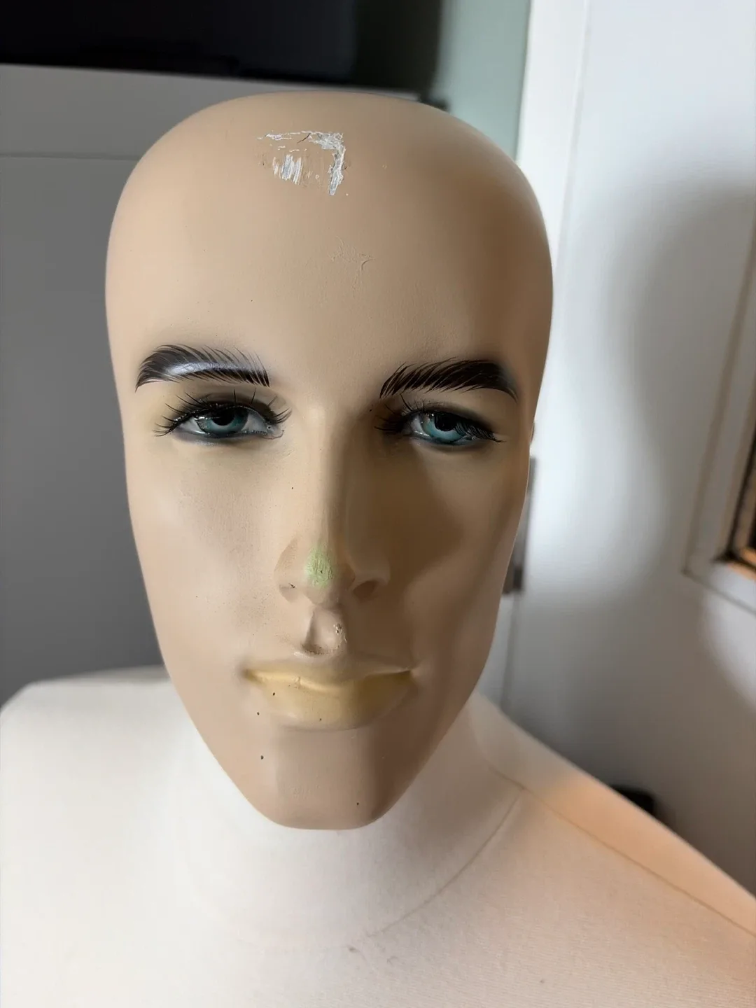 Female Mannequin Torso with Arms image indicator(9)