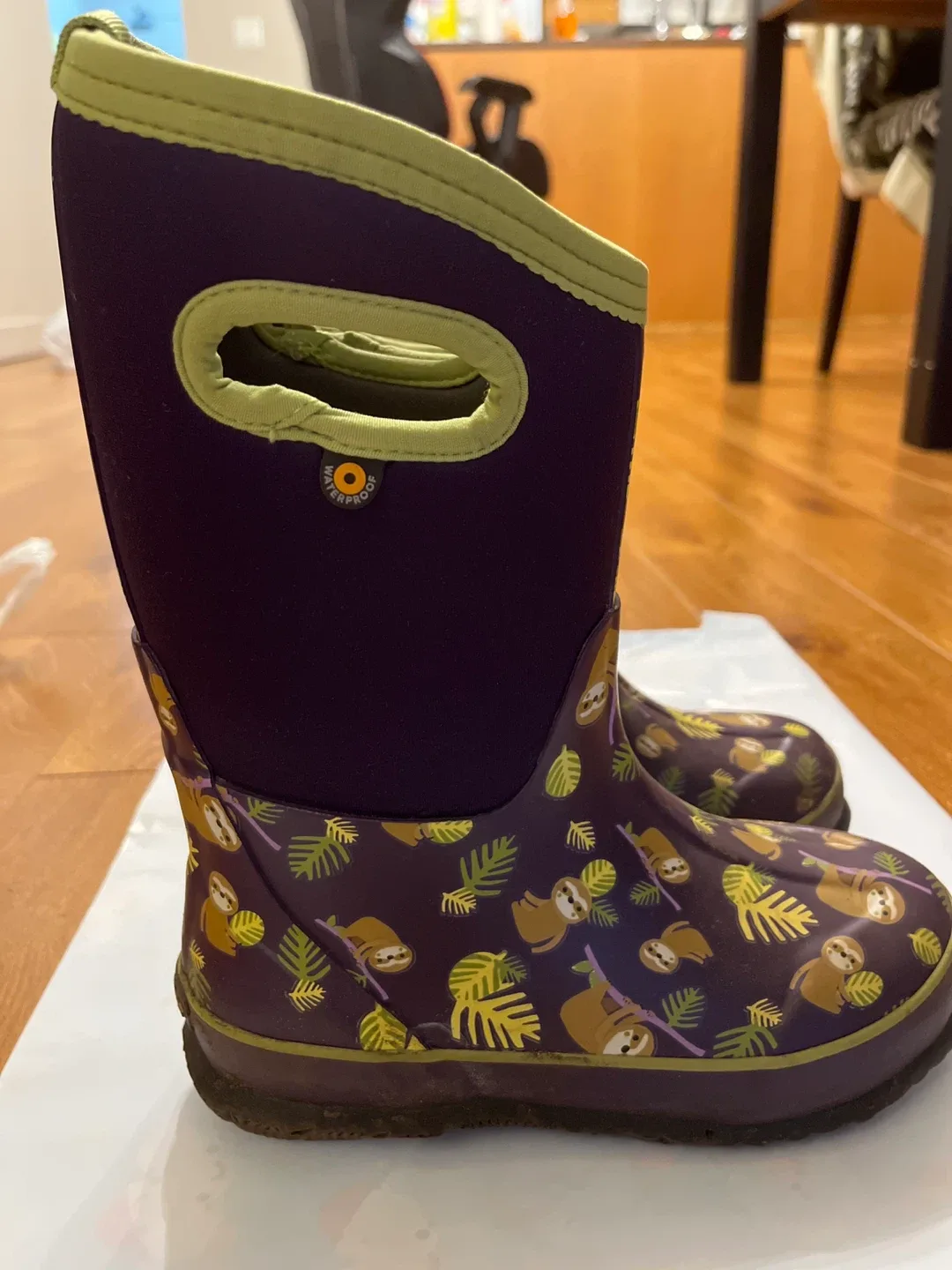 Bogs Kids Snow/Rain Boots Size 2 image indicator(2)