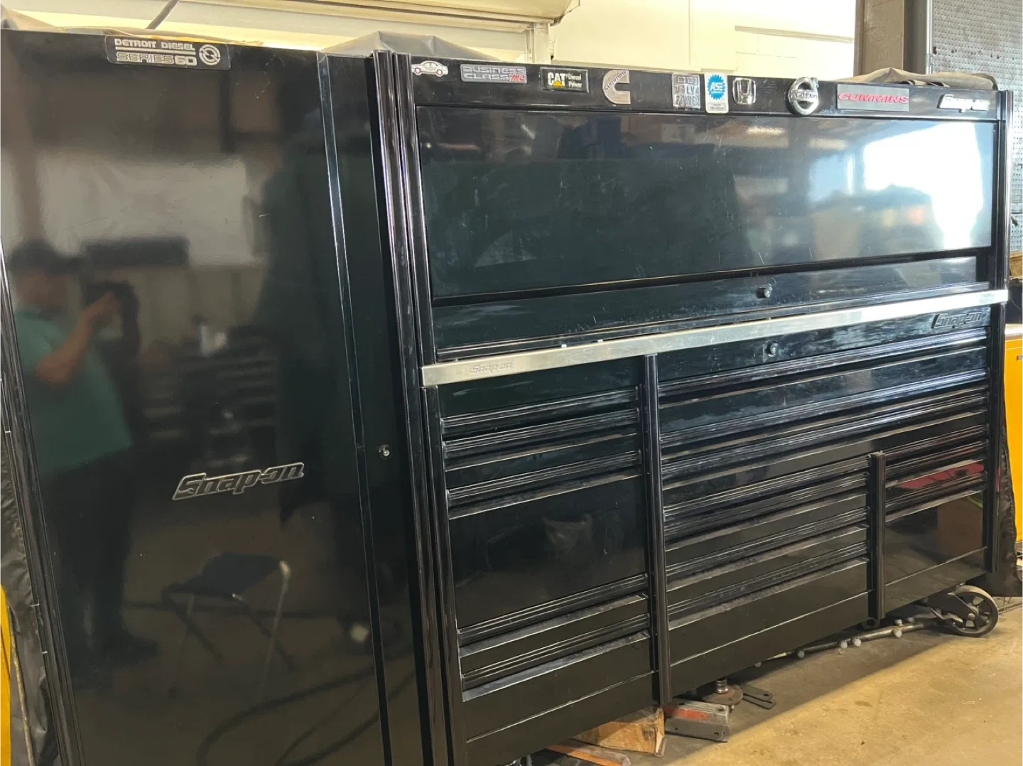 Snap-on Tool Chest - Black image indicator(4)