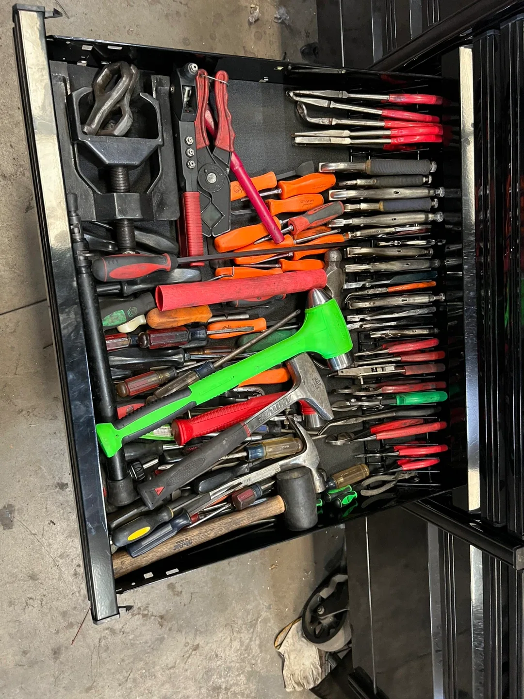 Snap-on Tool Chest - Black image indicator(3)