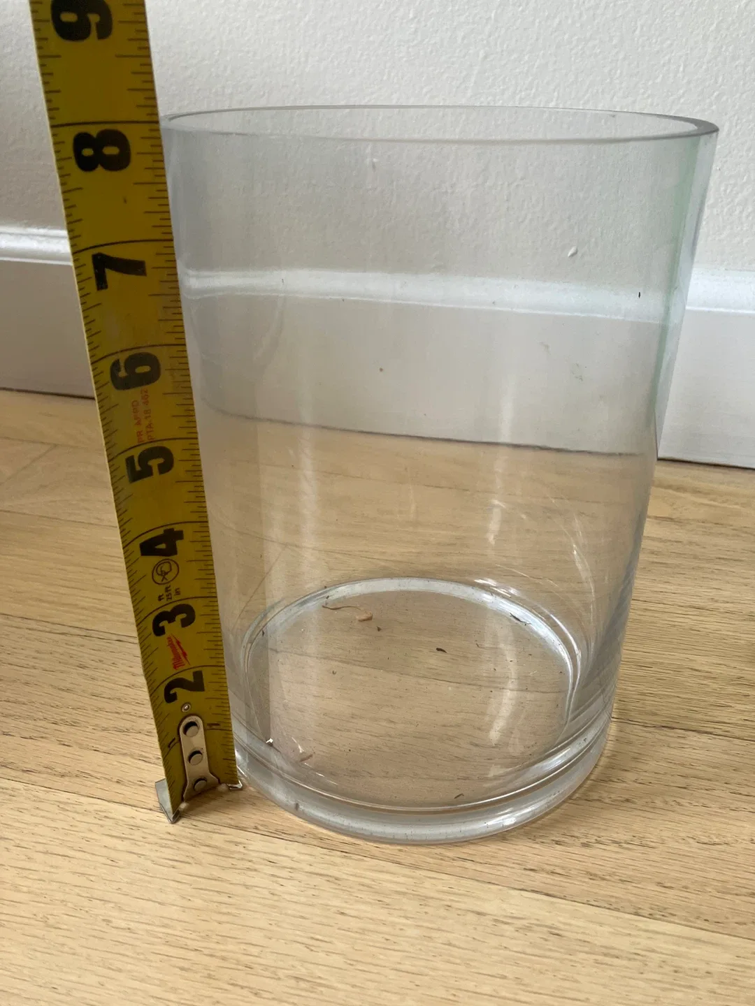 Clear Glass Cylinder Vase image indicator(4)