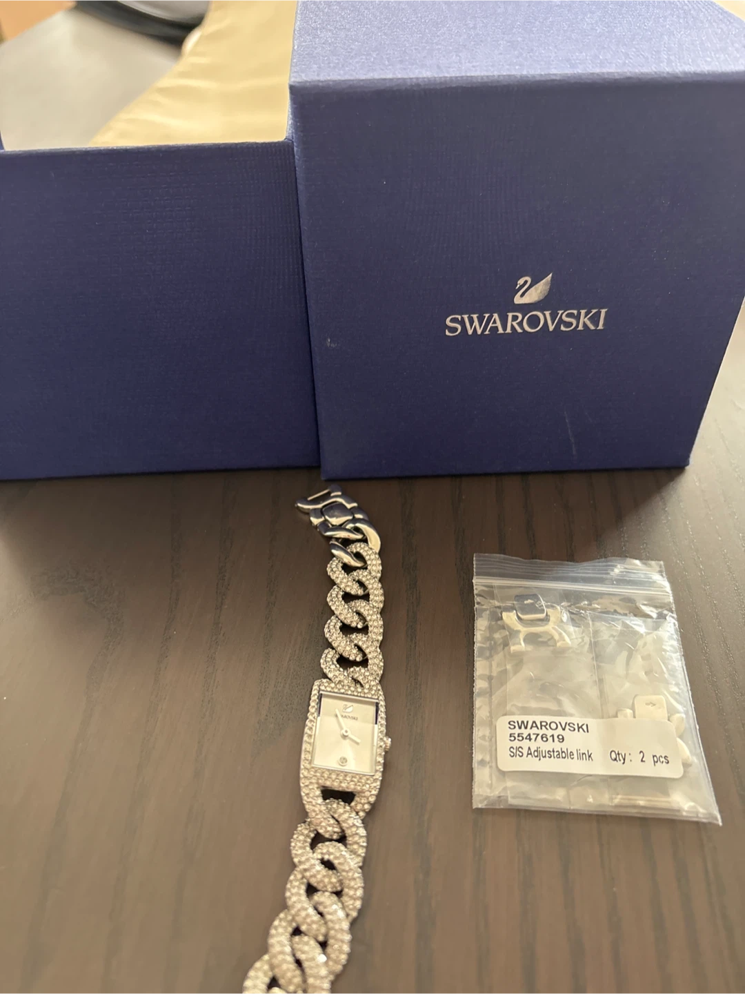 Swarovski 5547619 Adjustable Link Watch - photo 4