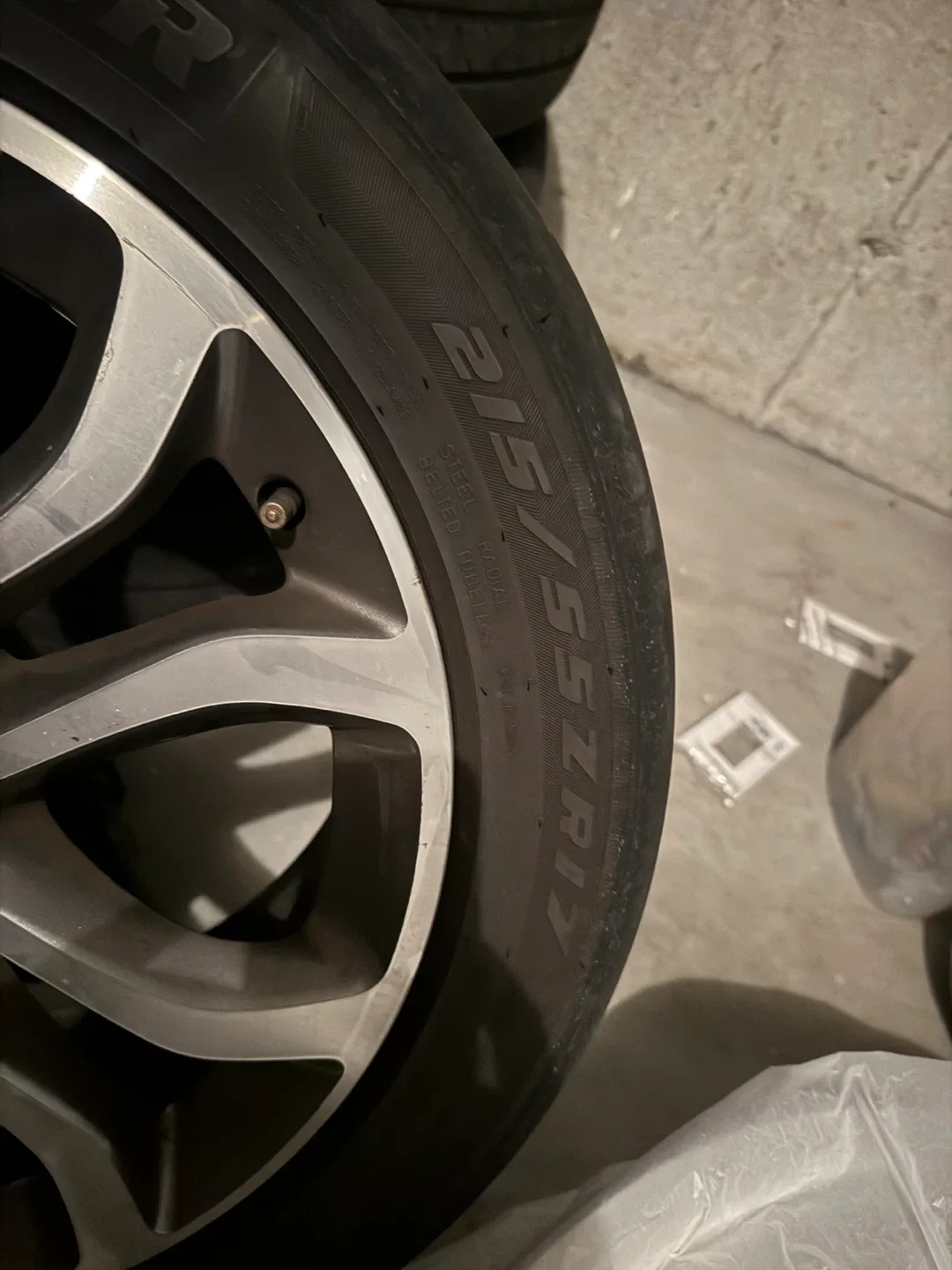 Mercedes-Benz 215/55R17 Tires and Rims