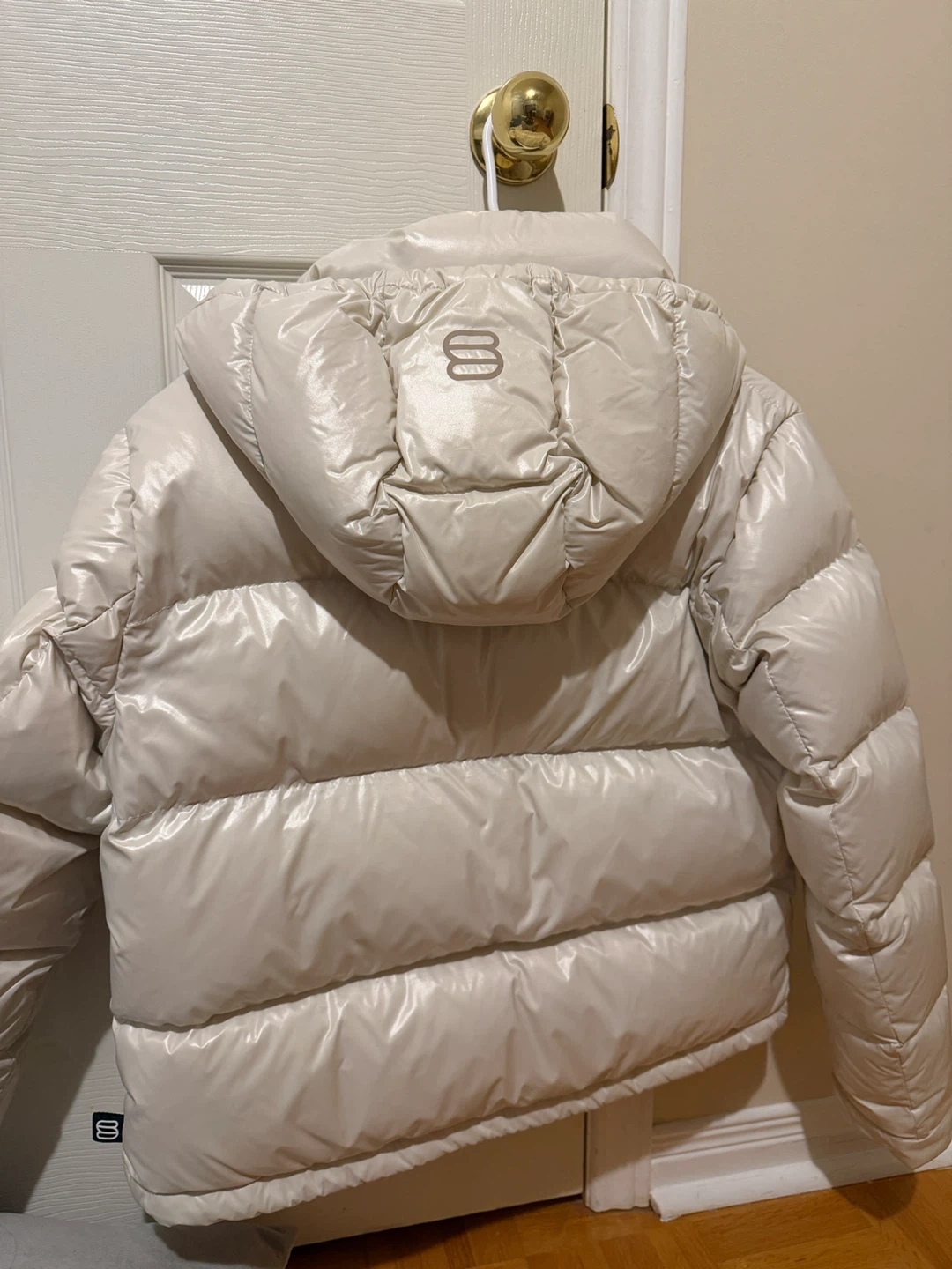 Aritzia The Super Puff Shorty Jacket - Size Small - photo 2