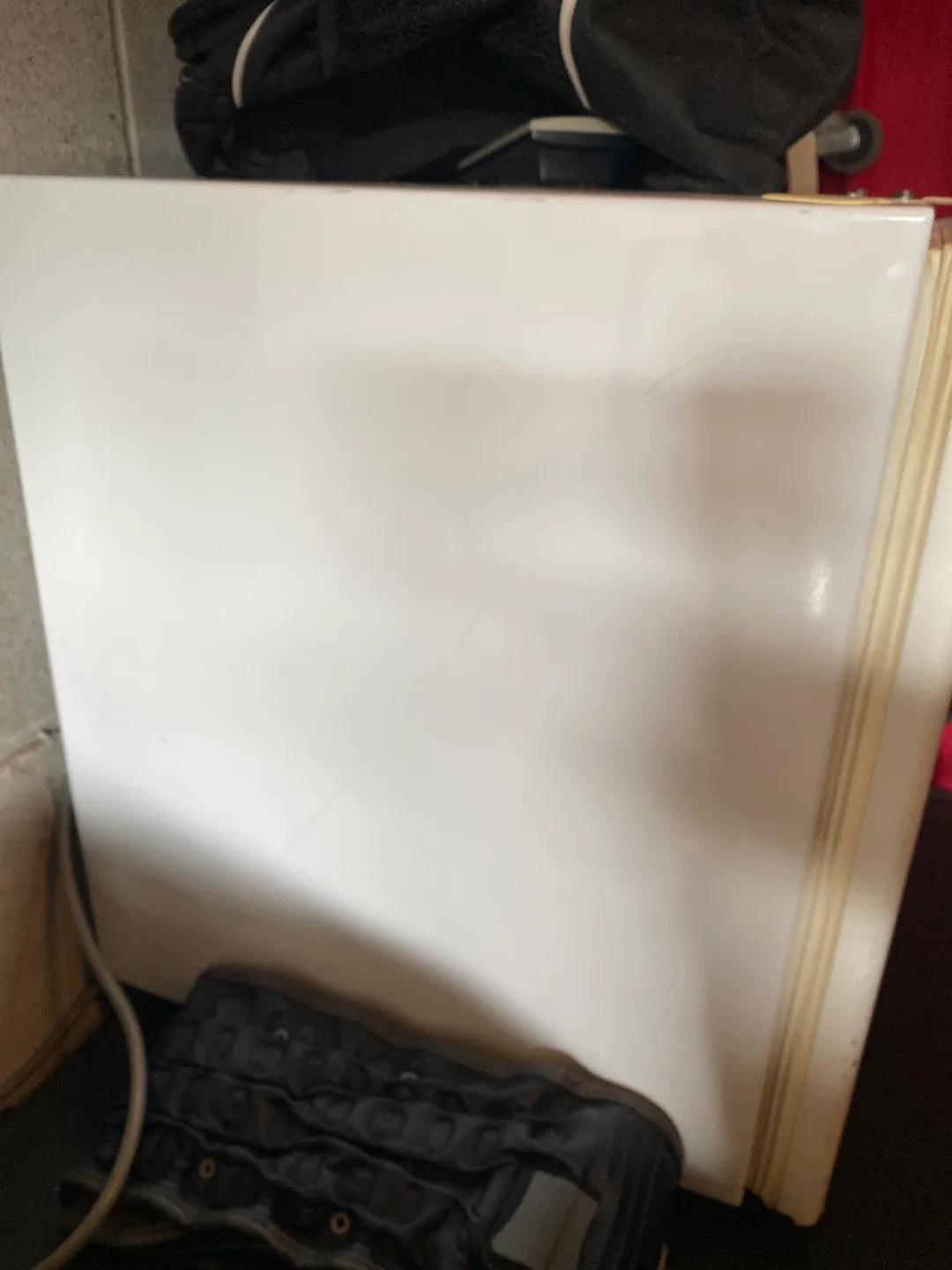 Diplomat Mini Fridge image indicator(3)