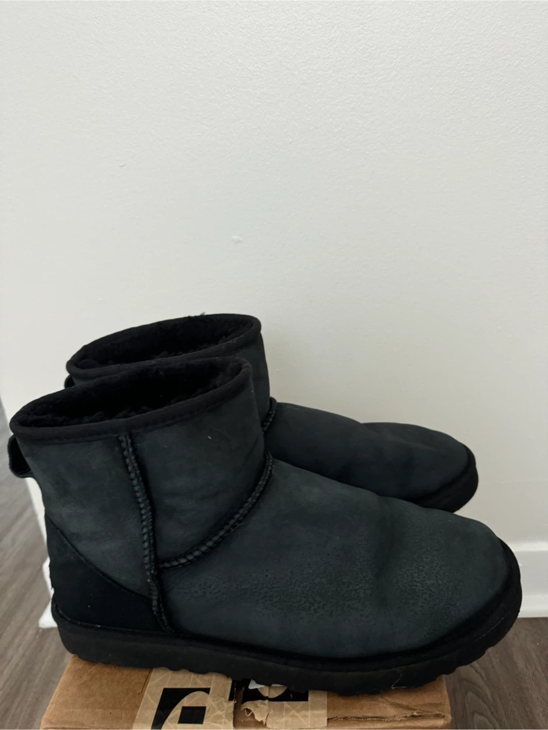UGG Classic Boot - Black - photo 2