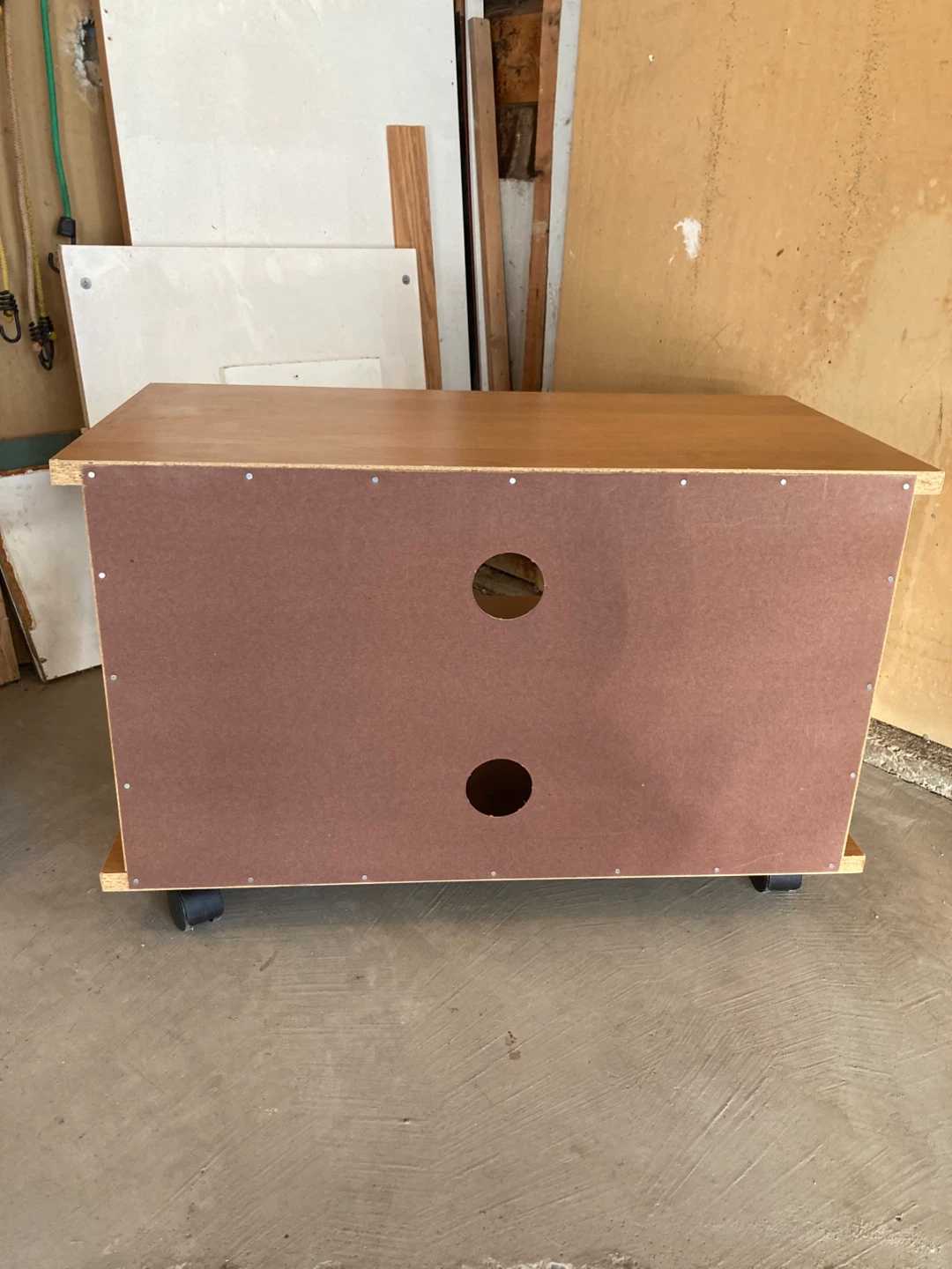TV stand on wheels - photo 2