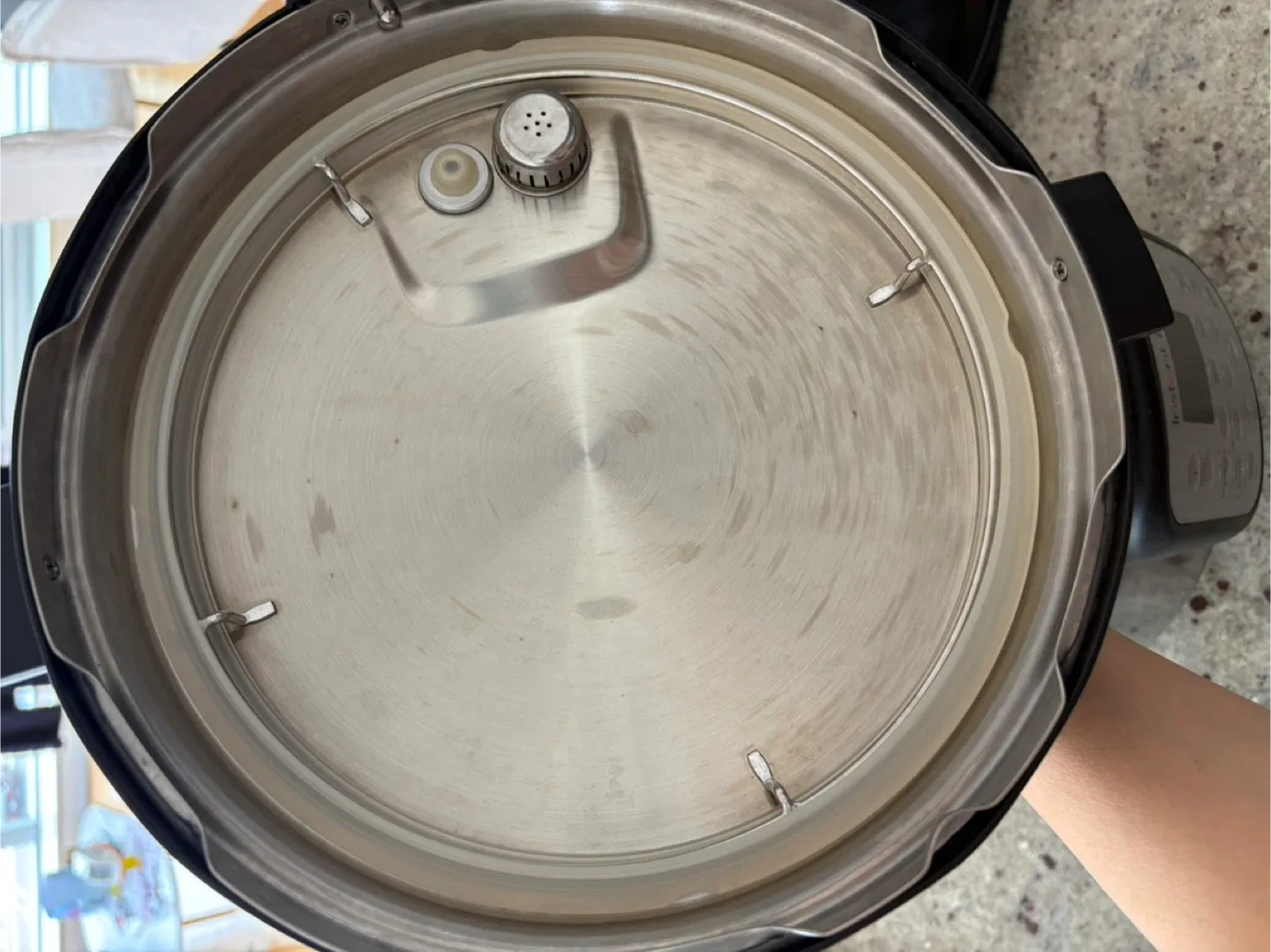 Instant Pot Duo Crisp + Air Fryer (size 6q) image indicator(4)