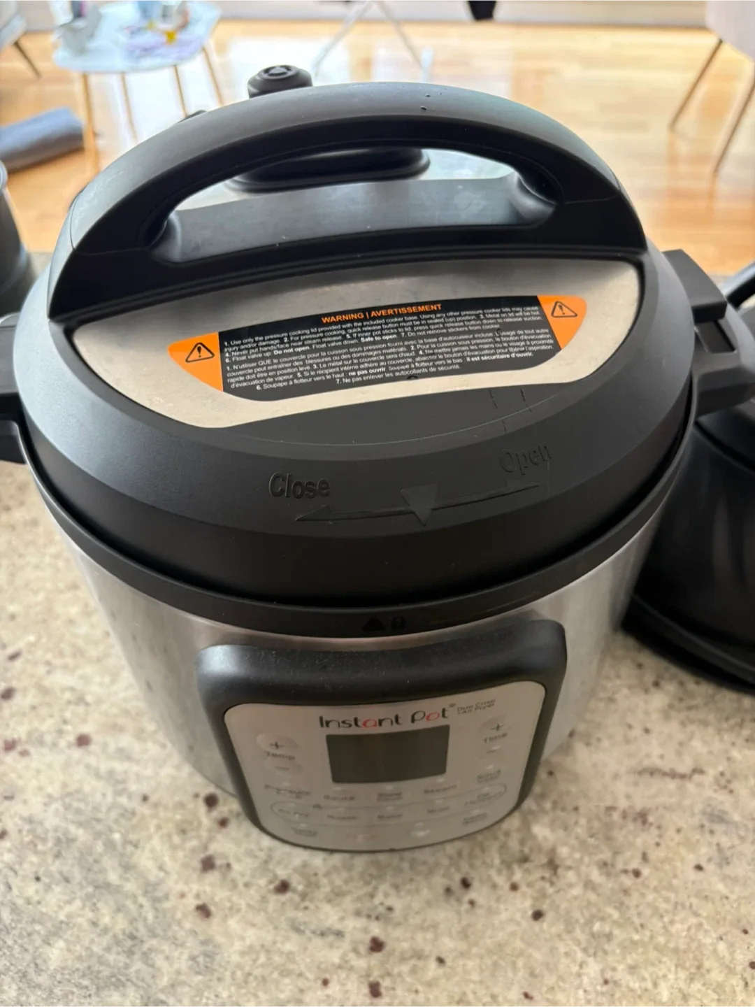 Instant Pot Duo Crisp + Air Fryer (size 6q) image indicator(2)
