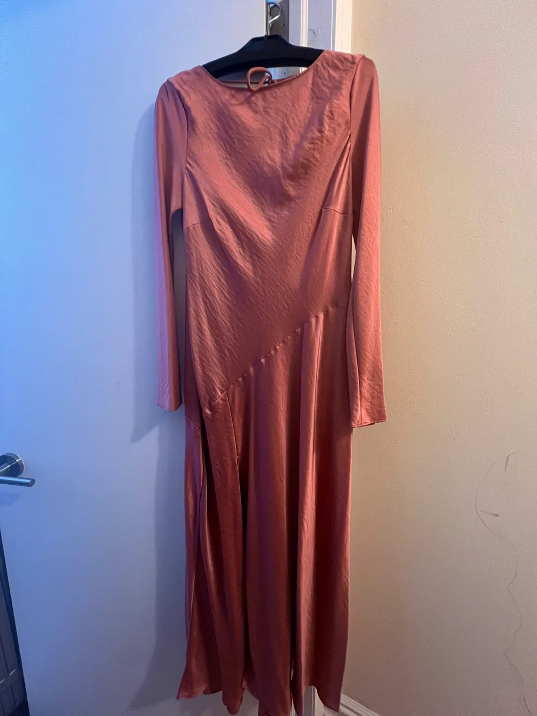 Mango Side-Slit Satin Dress Pink image indicator(3)