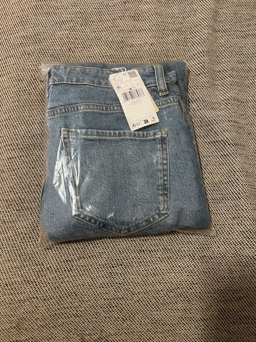Mango Medium-Rise Straight Jeans with Slits - Size 40 - photo 3