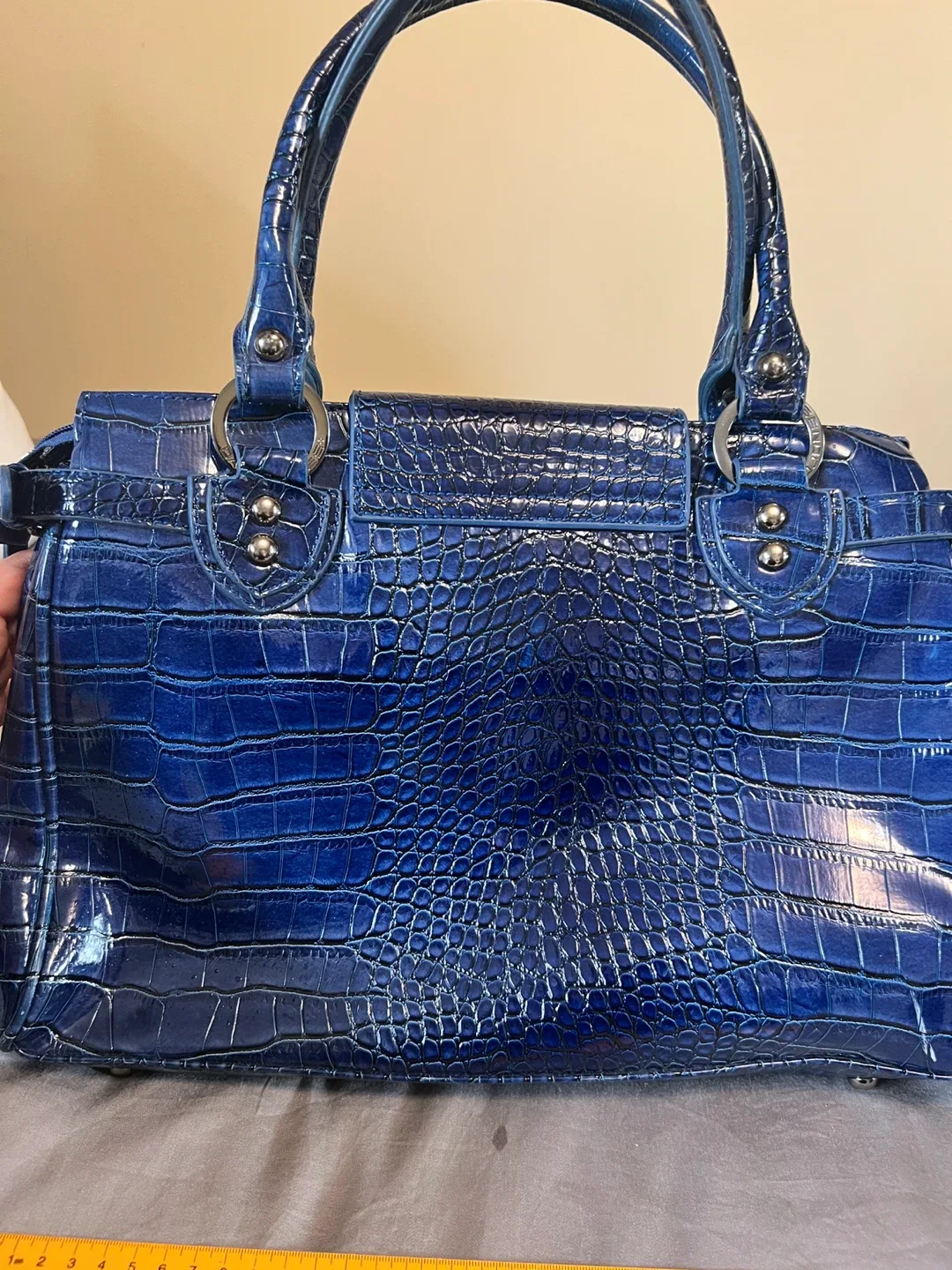 Blue Croc Embossed Handbag image indicator(2)