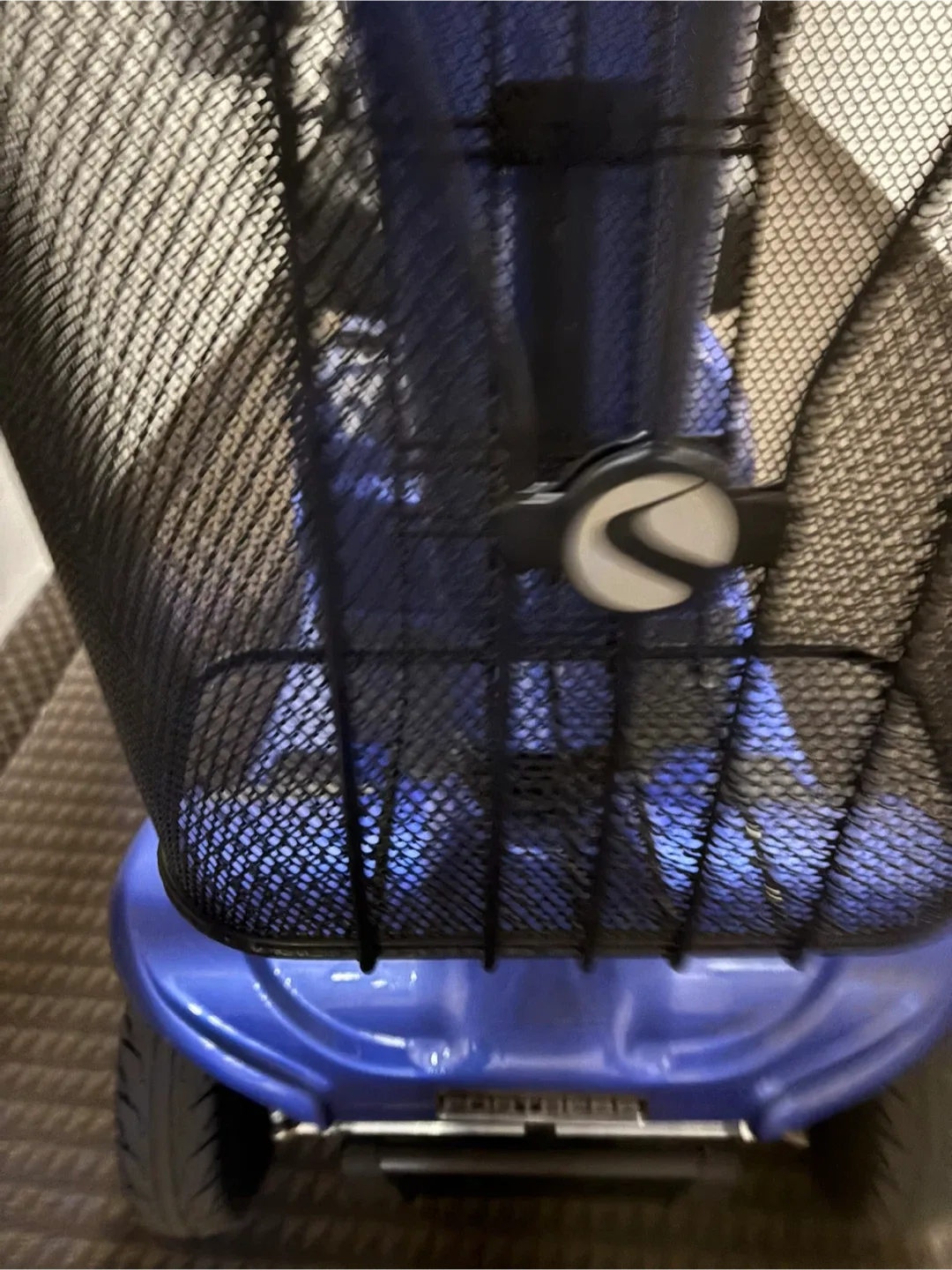 Pride Mobility S410 Fortress Scooter - Blue image indicator(7)