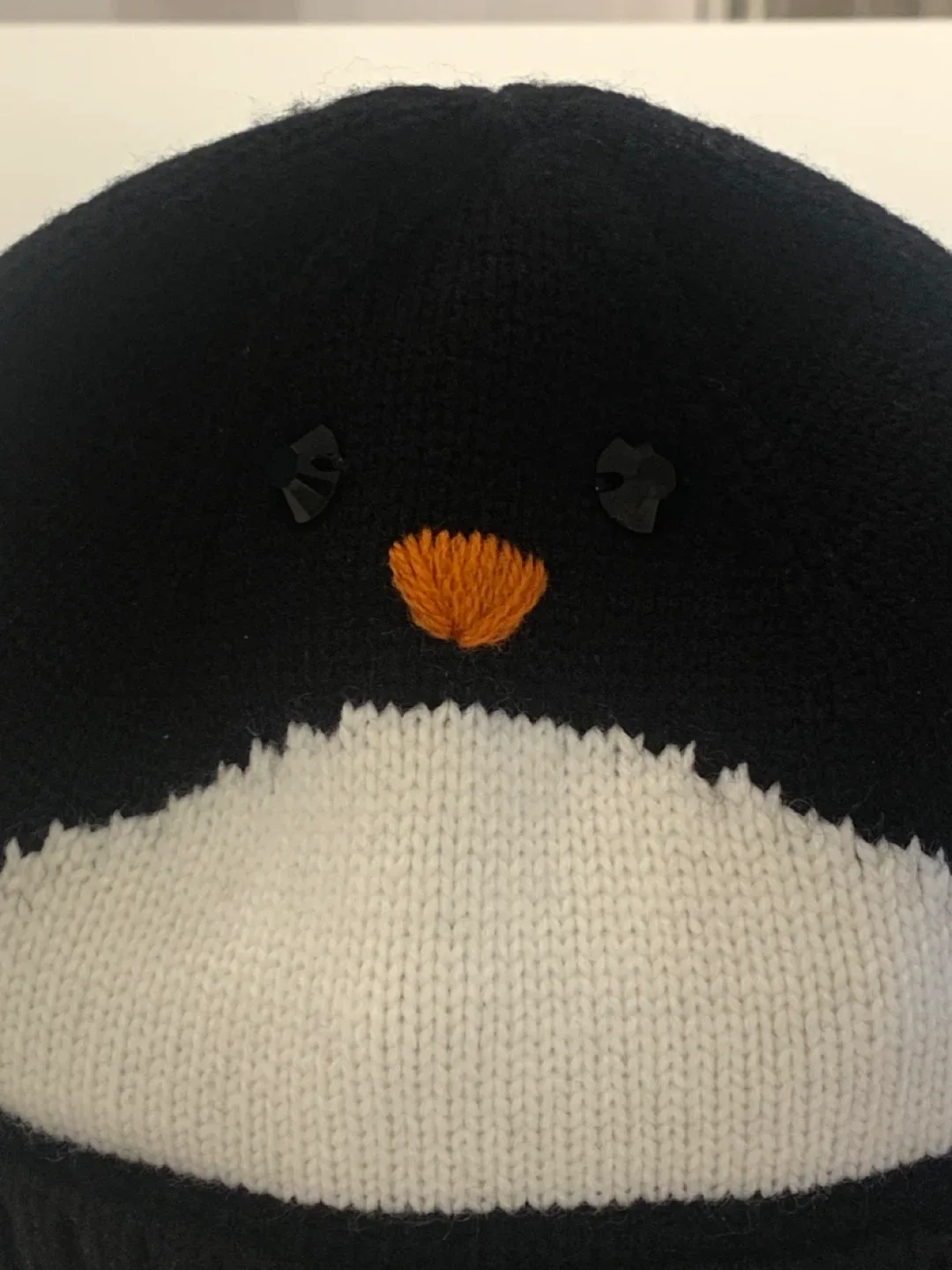 🐧 Kate Spade Black Penguin Beanie Hat 🐧 image indicator(2)