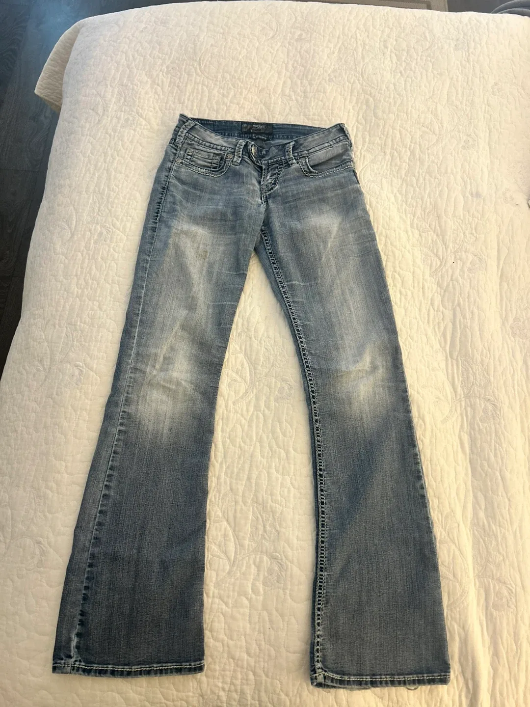 Silver Jeans Co. Tuesday W25/L31