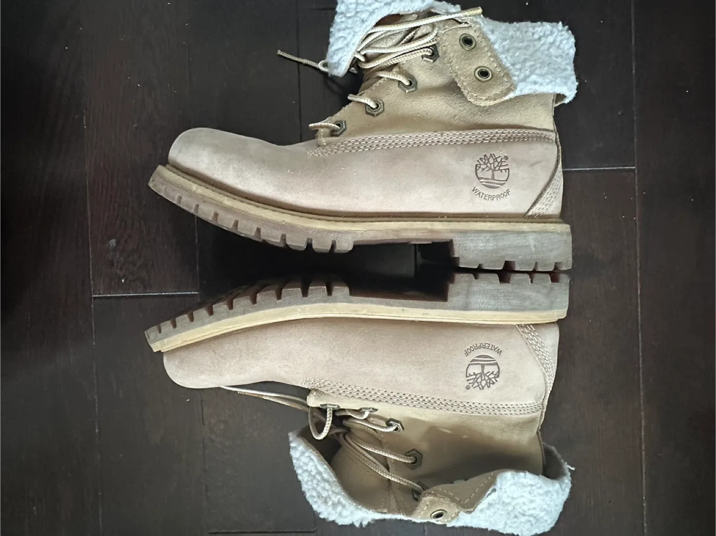Timberland Women’s Beige Roll-Top Boots - Size 6 image indicator(2)