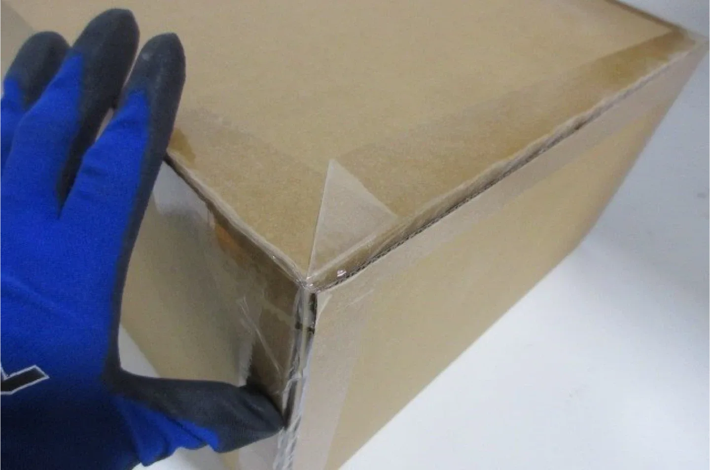 Amazon Basics Clothes Hangers - New in Box image indicator(4)