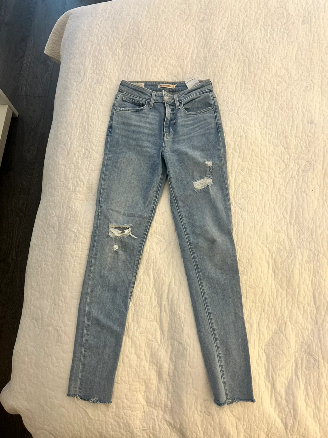 Levi's 721 High Rise Skinny Jeans Size: W25/L30