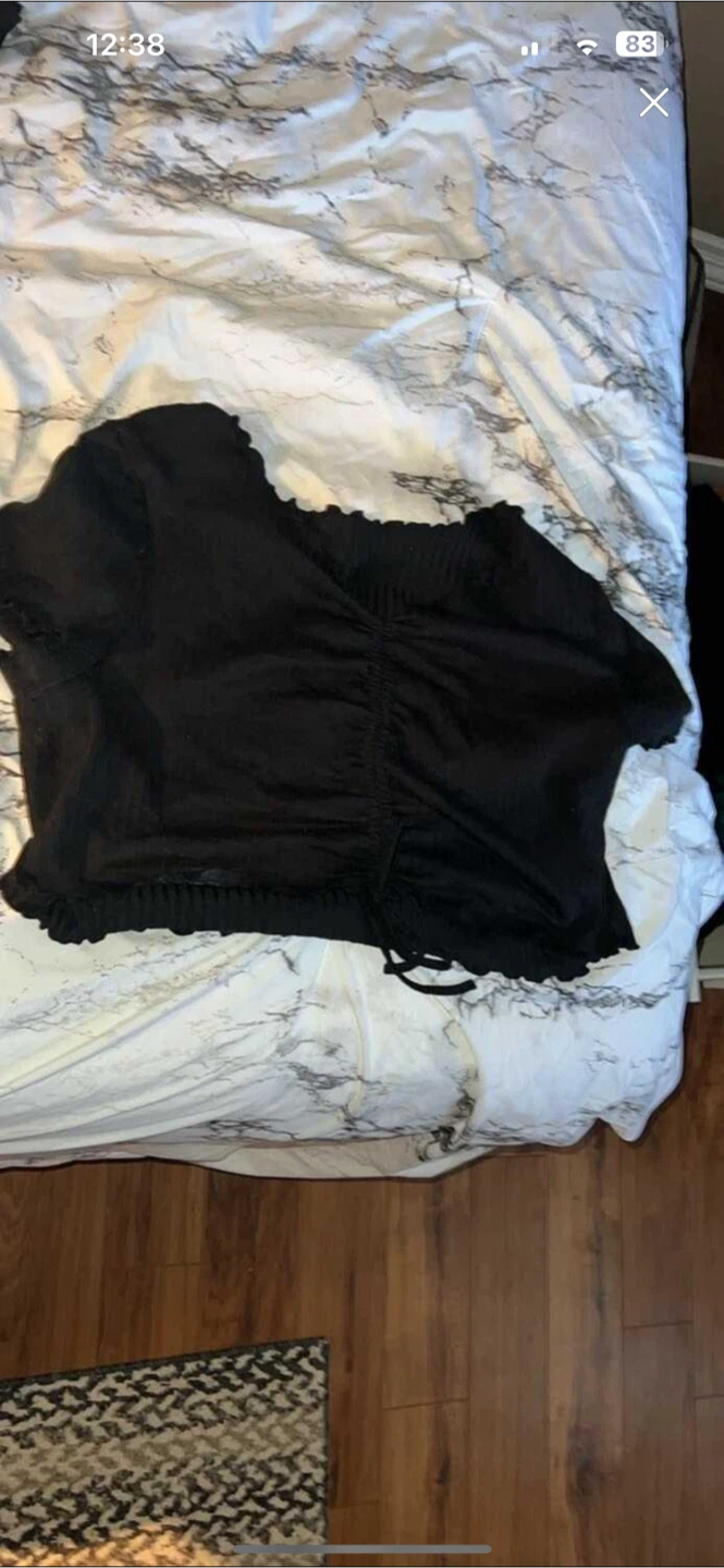 Black Ribbed Crop Top