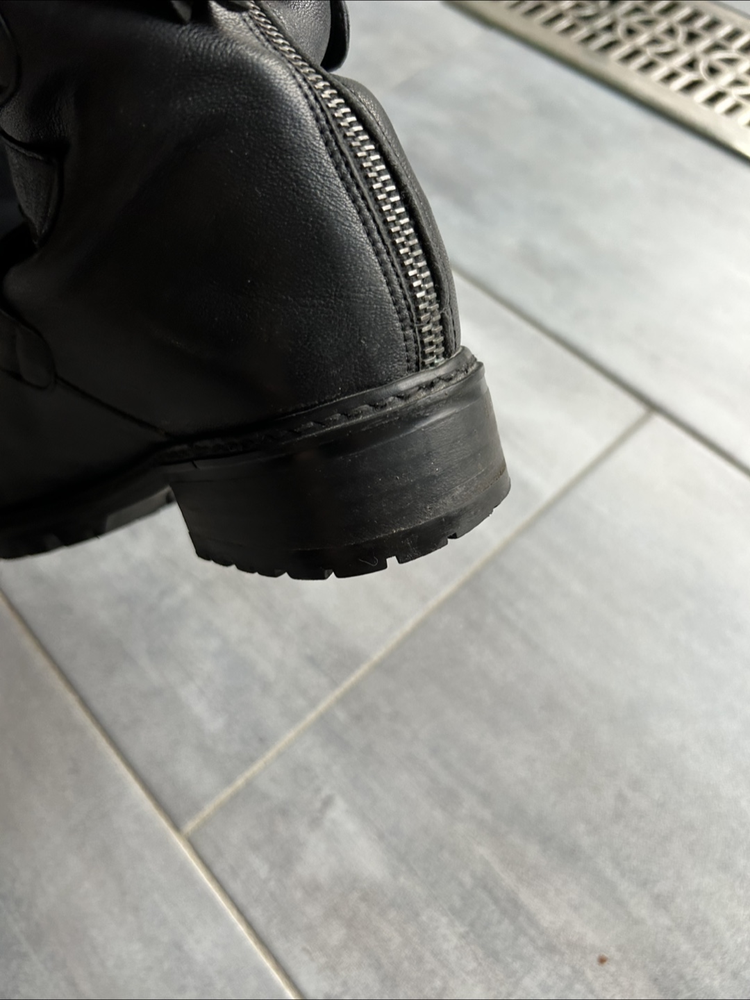 Stuart Weitzman Black Leather Boots - photo 4