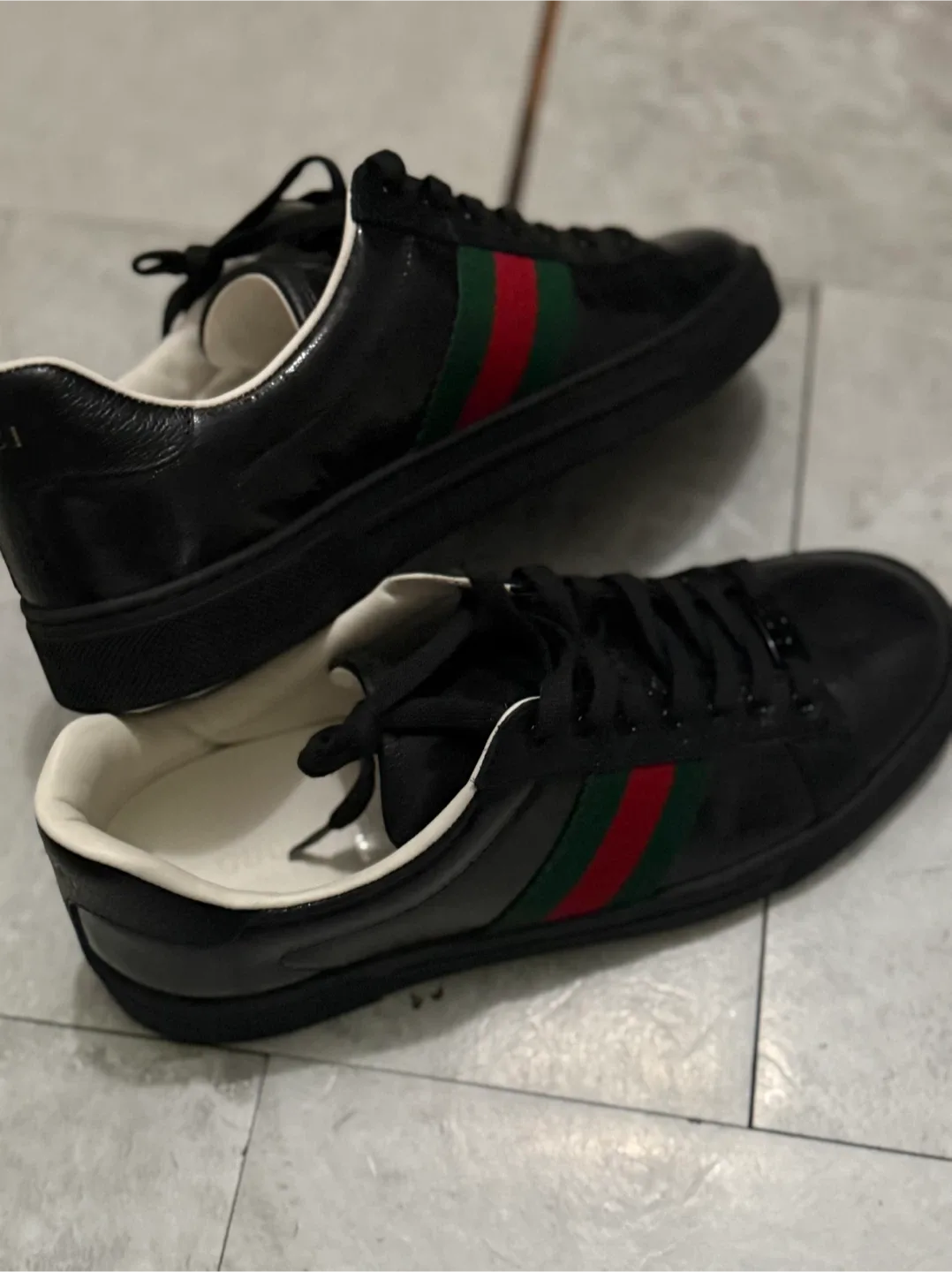 Gucci Black Leather Sneakers Size 38 image indicator(2)