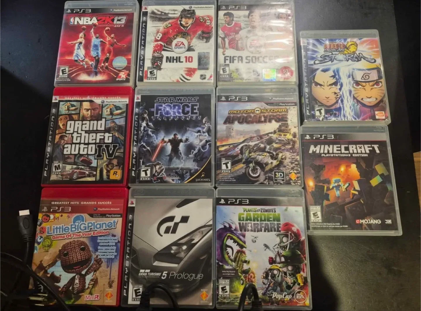 PlayStation 3 Console & Games Bundle image indicator(2)