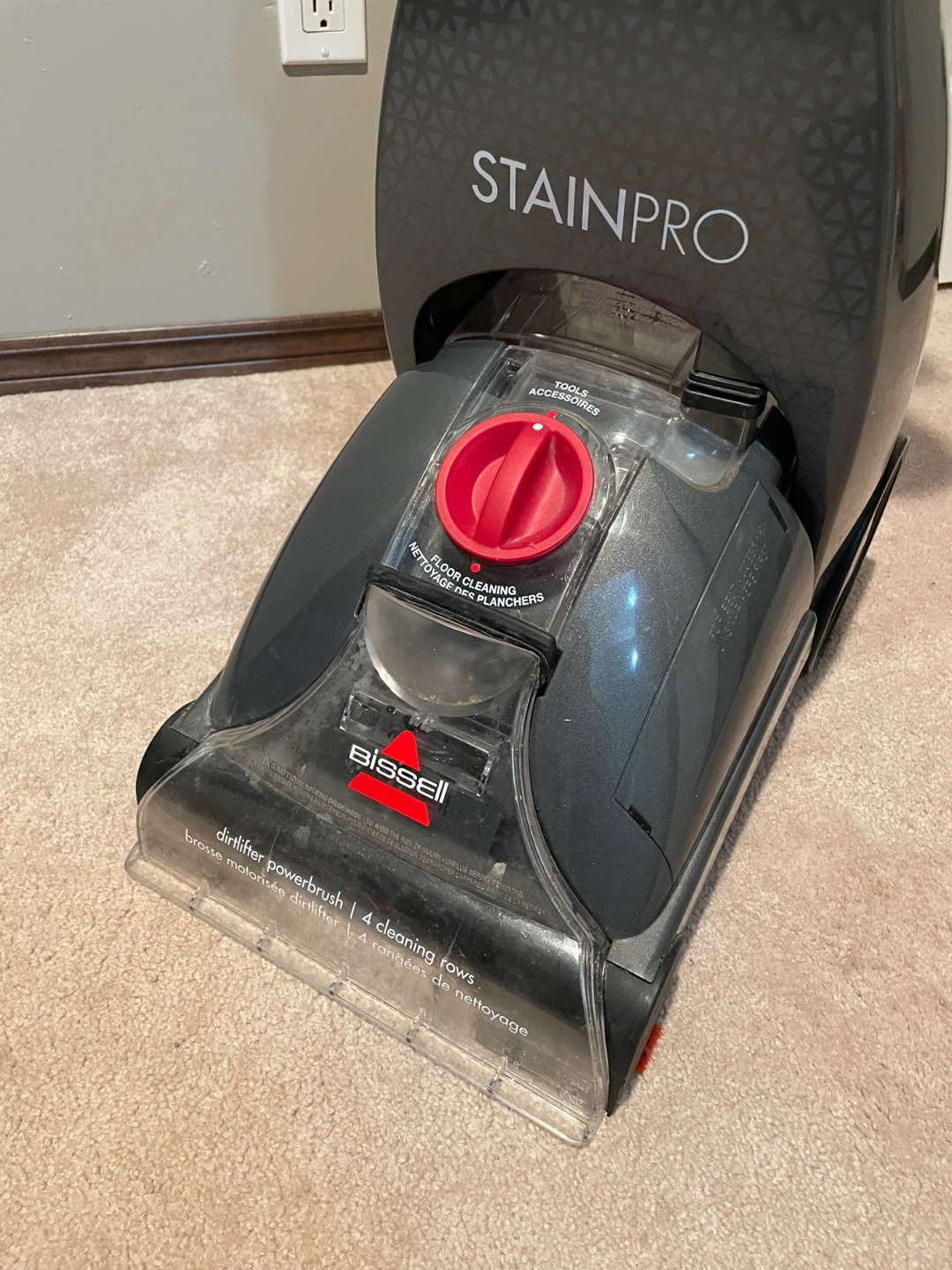 Bissell Stainpro Upright Carpet Cleaner - photo 2