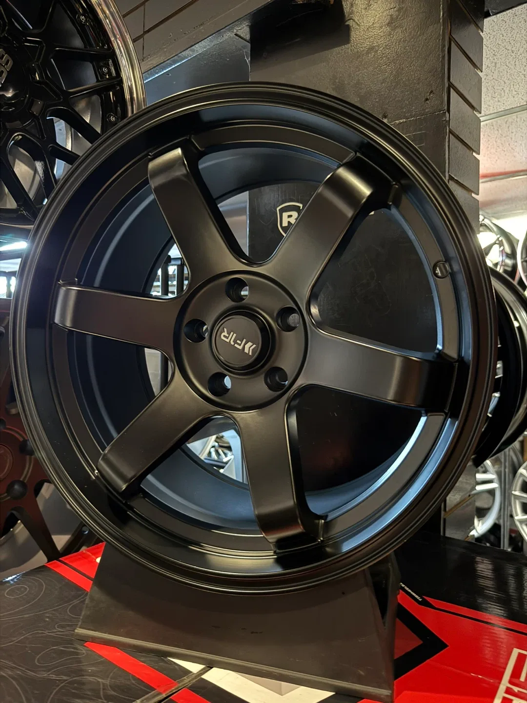 FIR Wheels - Matte Black deportivo image indicator(2)