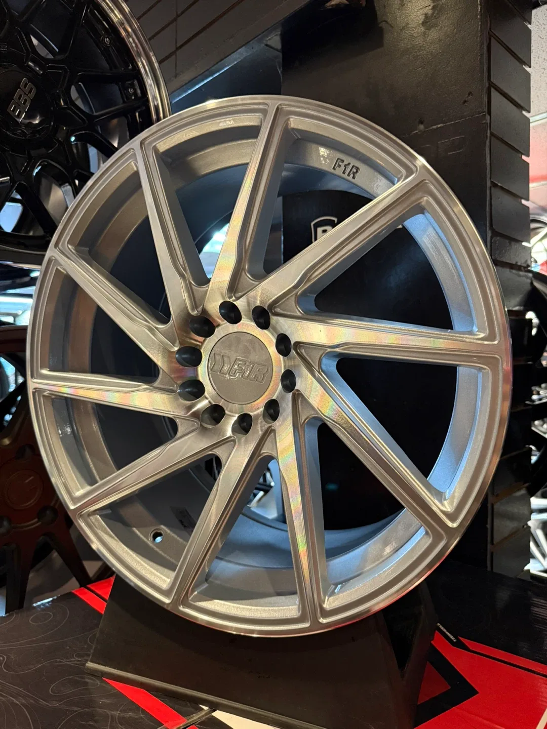 F1R F18 Silver Wheels thumbnail