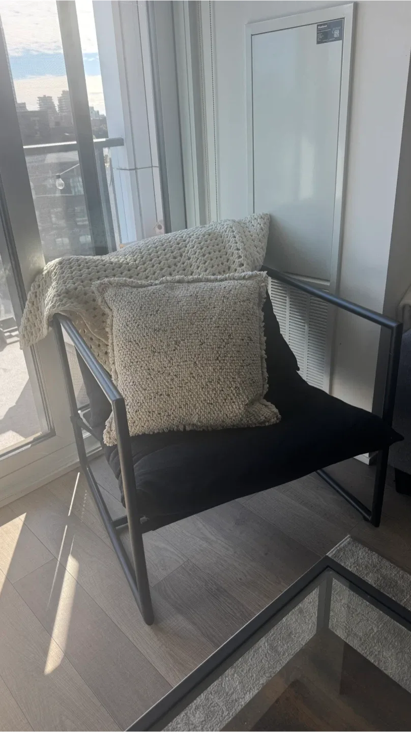 Sling Chair - Black Accent Chair image indicator(2)